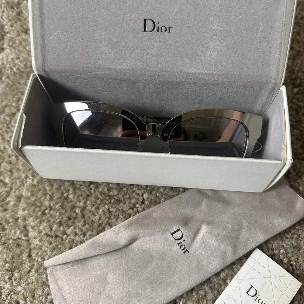 DIOR sunglasses - Picture 3 of 8